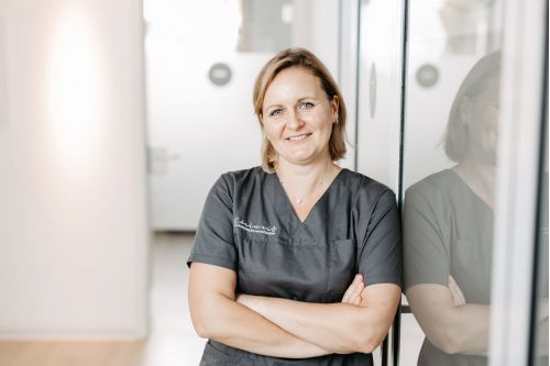 Businessfotos von Andreas Heu | Media Fotograf für Firmen - Fotograf Saarbrücken - Fotograf Zahnarztpraxis