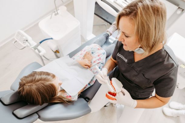 Businessfotos von Andreas Heu | Media Fotograf für Firmen - Fotograf Saarbrücken - Fotograf Zahnarztpraxis