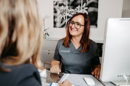 Businessfotos von Andreas Heu | Media Fotograf für Firmen - Fotograf Saarbrücken - Fotograf Zahnarztpraxis